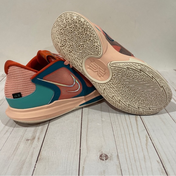 New Nike Kyrie Low 5 Pink Blue Green DJ6012-800 Men’s Size 9 Shoes Basketball - Picture 12 of 12